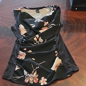 3 For $40 Signature Black and Cream Logo Tag Detail